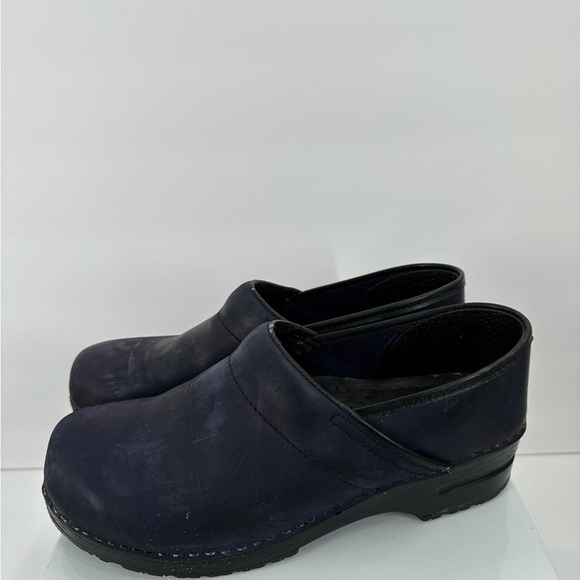 Dansko Professional Clog Size 42 - Picture 1 of 6